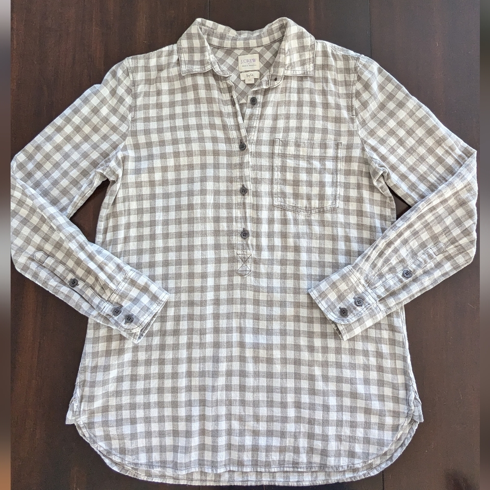 J. Crew Gray & White Gingham Boyfriend 1/2 Button Shirt Women's XXS